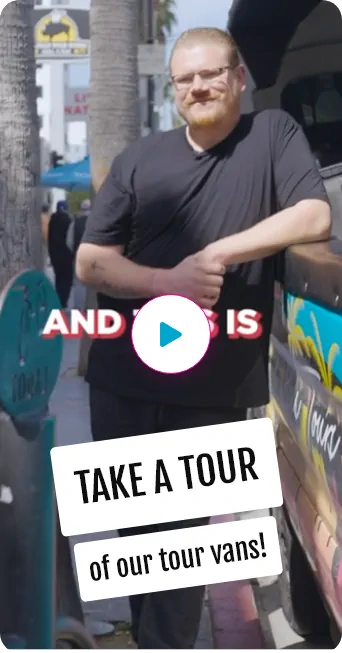 thumbnail for the hollywood bus tours gordon video on the website